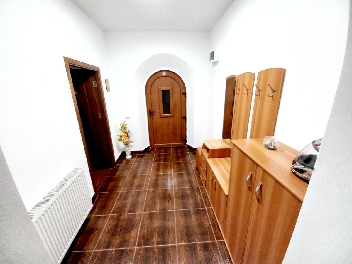 فيلا Casa Alex Văliug المظهر الخارجي الصورة